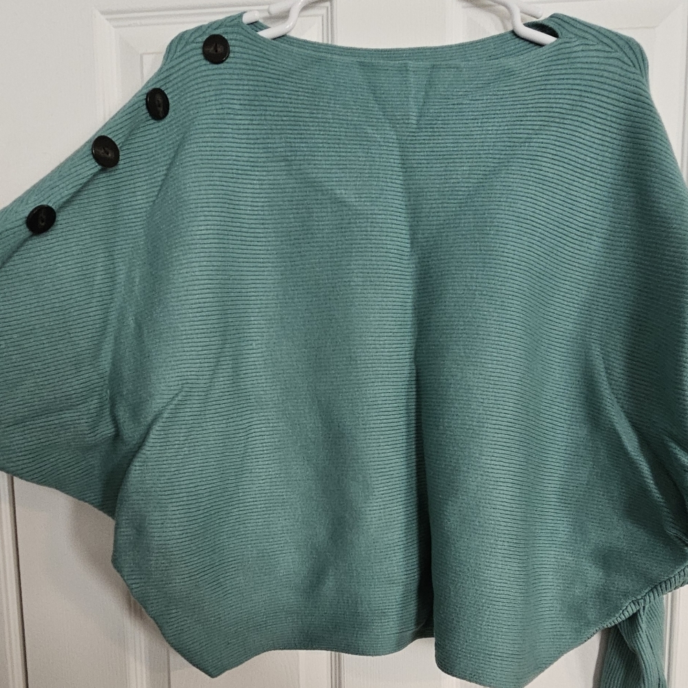 Faith & Zoe tibi dolman batwing sweater with button detail